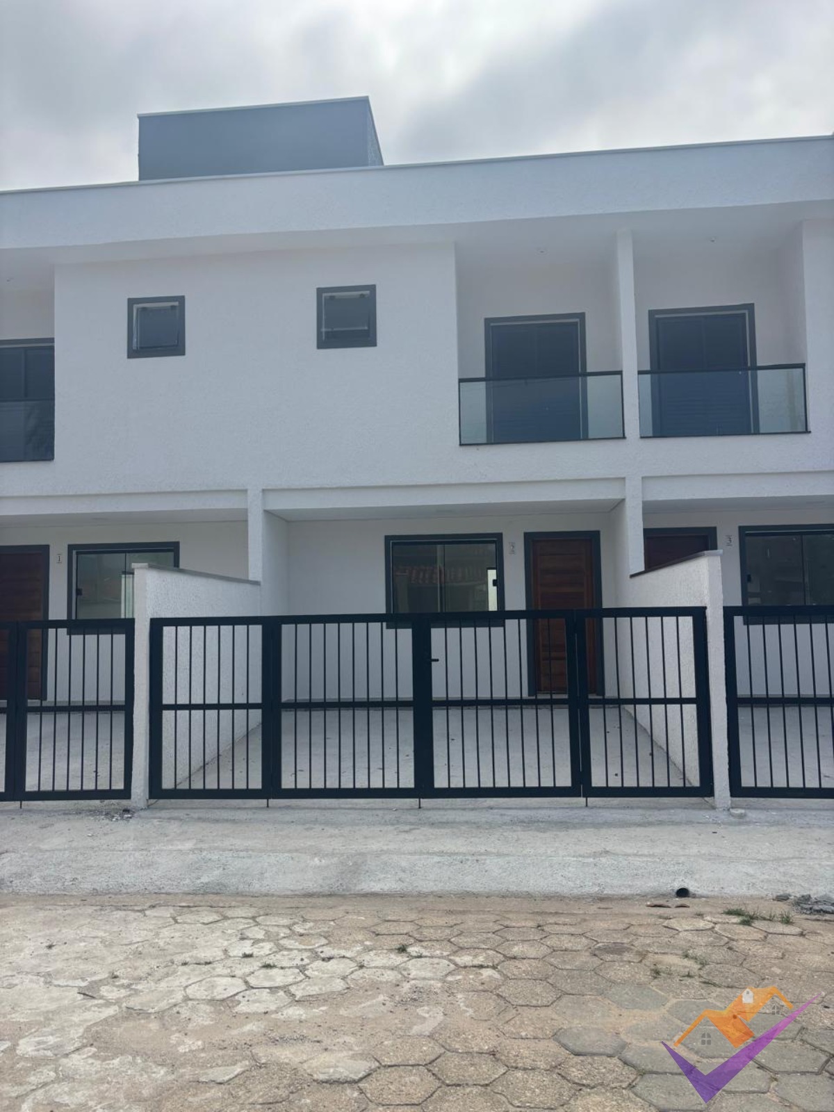 Excelente villagio em massaguaçu, a poucos metros da praia