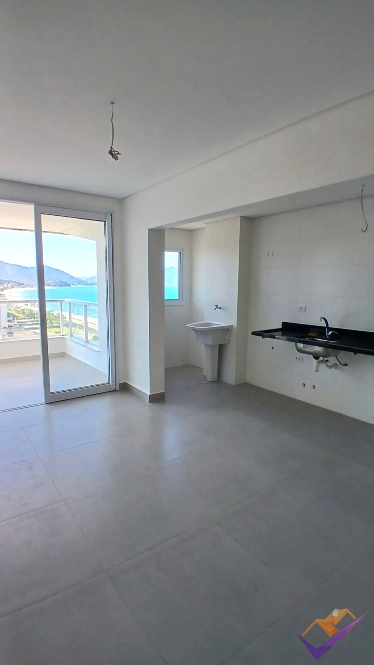 Cobertura dos Sonhos com Vista Panorâmica para o Mar e as Montanhas, Massaguaçu