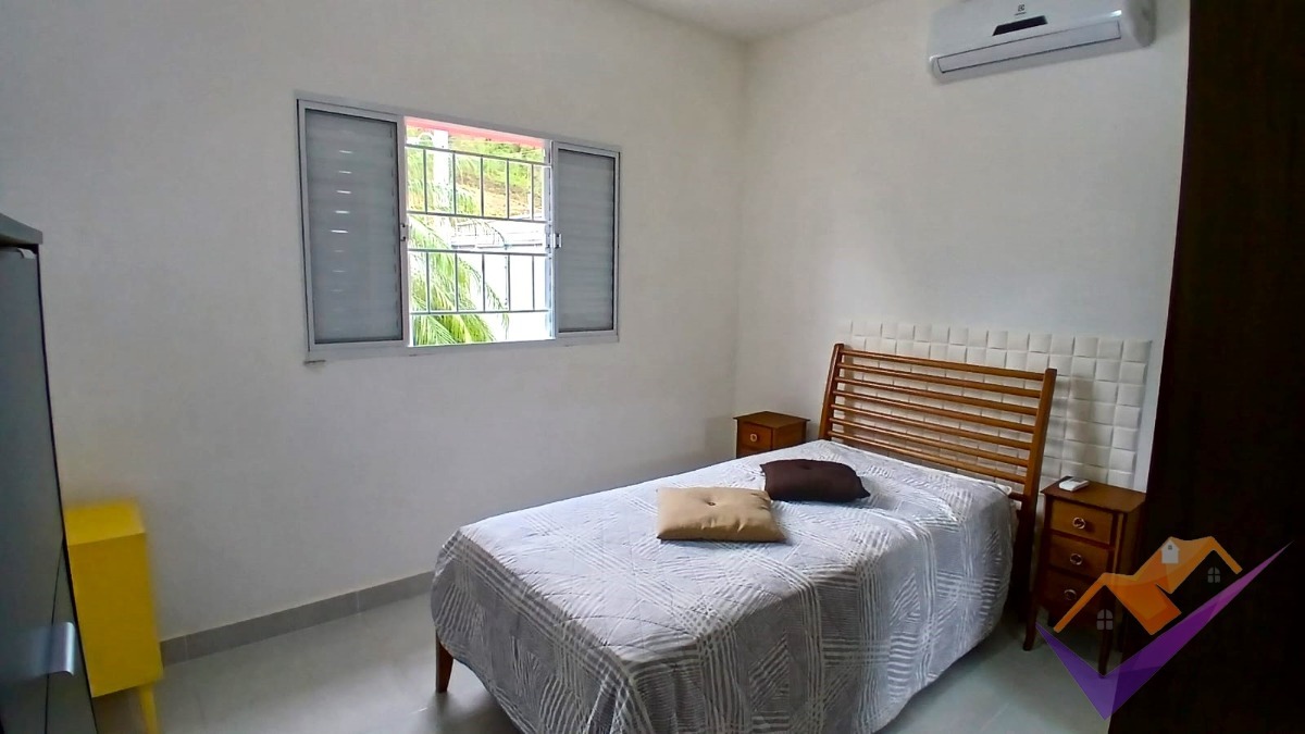 Ótima casa à venda em Massaguaçu, Caraguatatuba/SP.