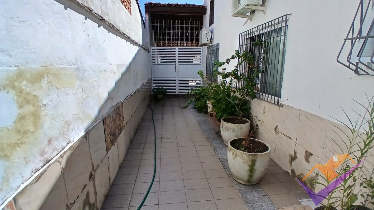 Casa, 6 quartos, 188 m² - Foto 18