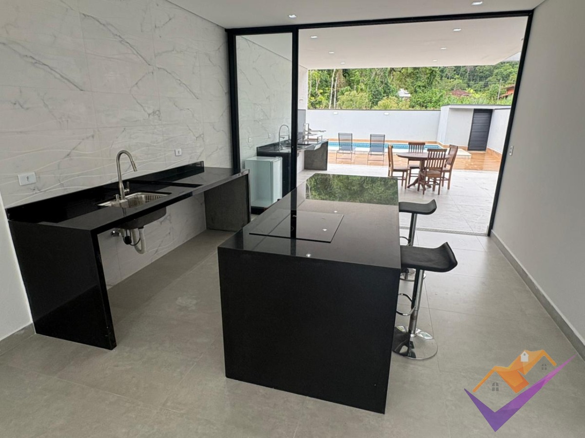 Casa, 3 quartos, 225 m² - Foto 13