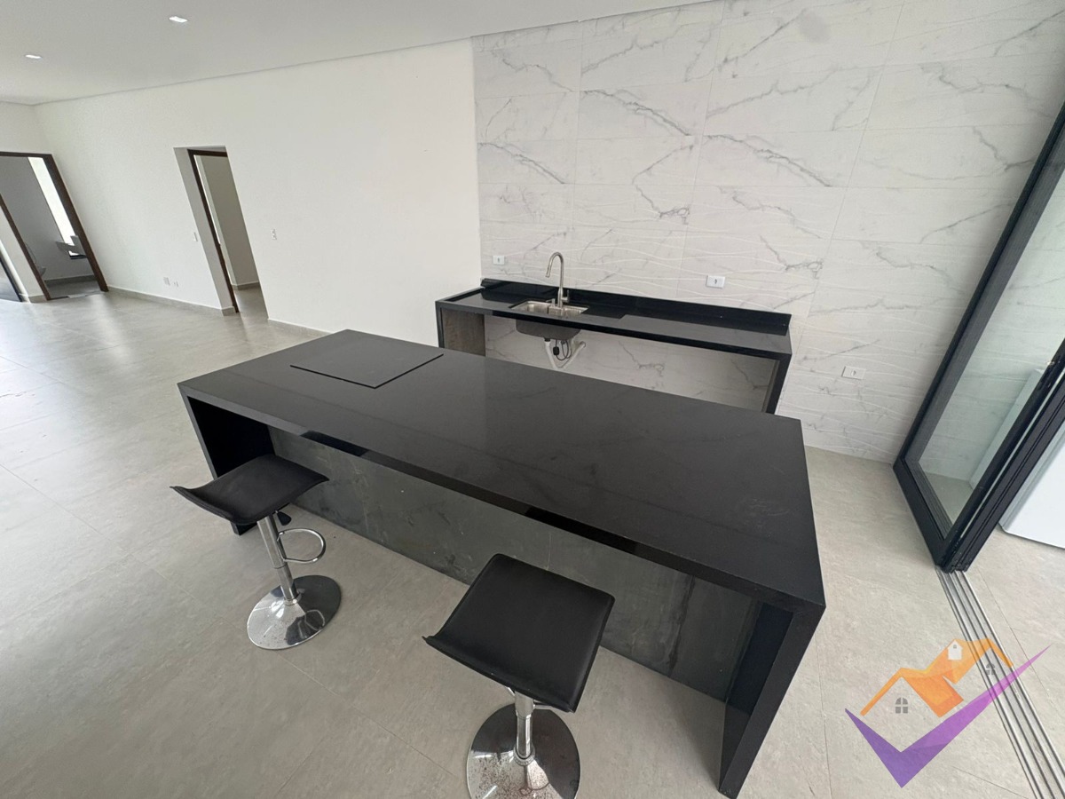Casa, 3 quartos, 225 m² - Foto 7