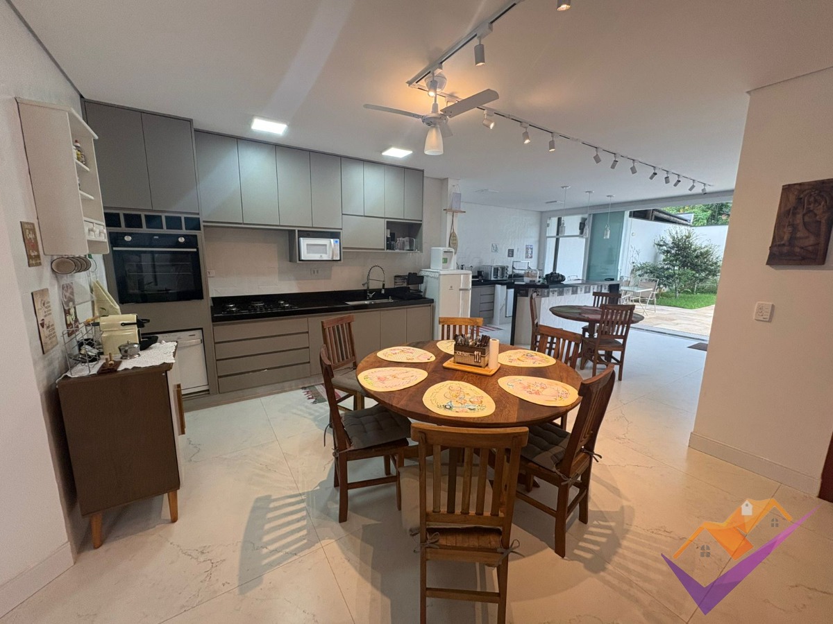 Casa, 4 quartos, 312 m² - Foto 5