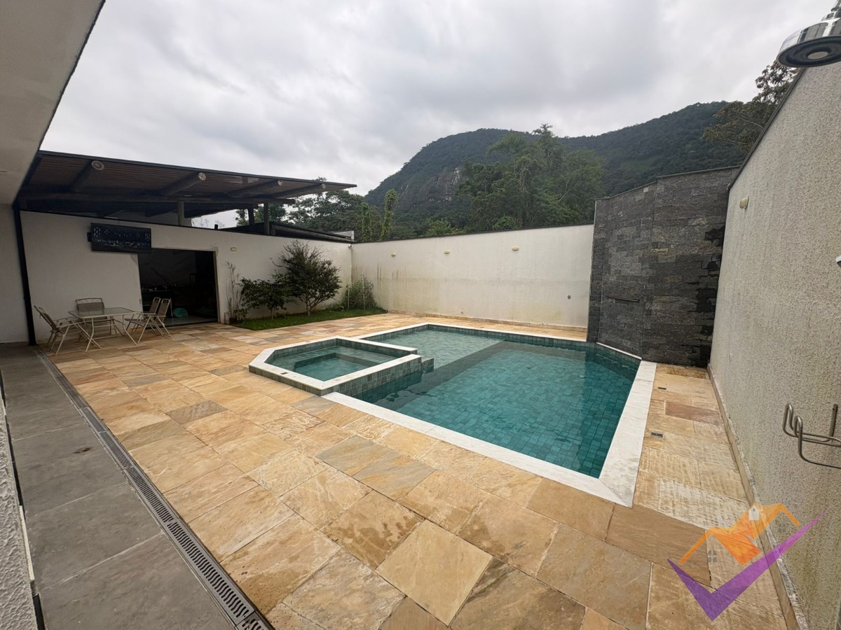 Casa, 4 quartos, 312 m² - Foto 13