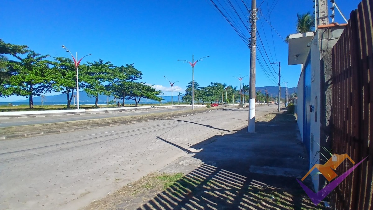 Casa, 4 quartos, 295 m² - Foto 2