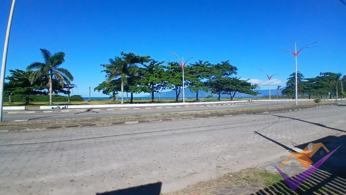 Casa, 4 quartos, 295 m² - Foto 1