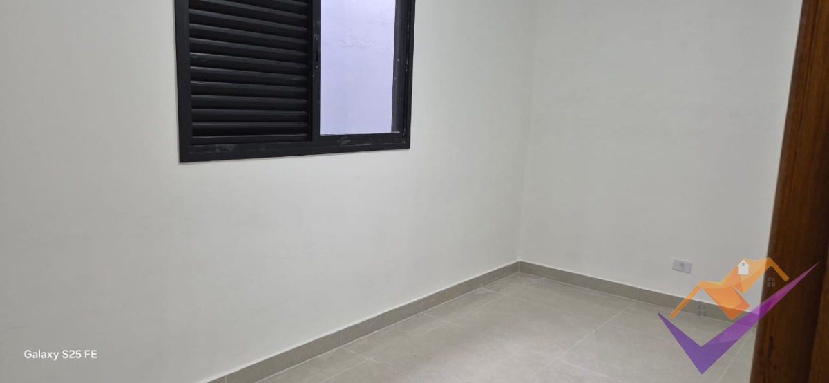 Casa nova com 2 dormitórios e suíte à venda no golfinho - foto 11