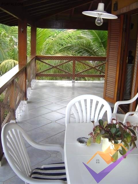Maravilhosa residência no Balneário Capricórnio, localizada em Caraguatatuba, Litoral Norte SP