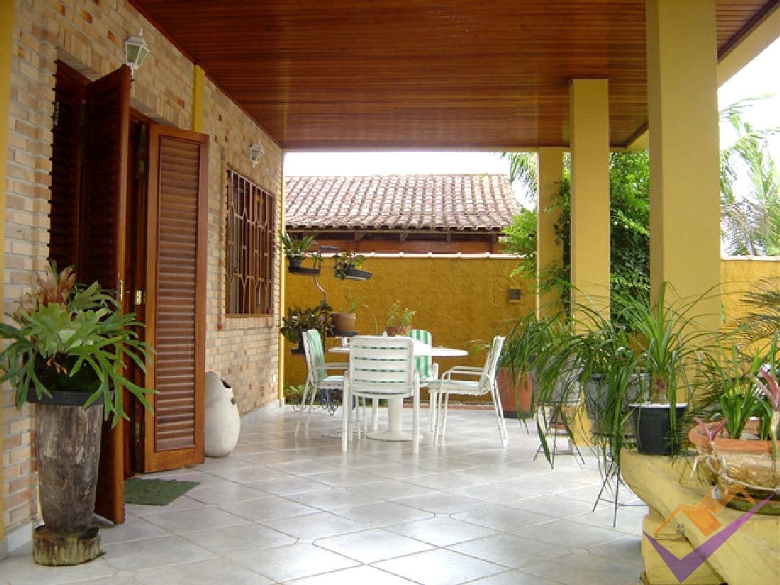 Maravilhosa residência no Balneário Capricórnio, localizada em Caraguatatuba, Litoral Norte SP