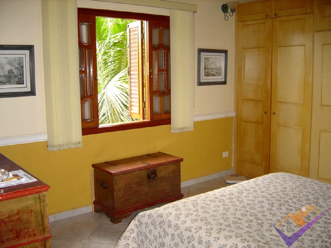 Maravilhosa residência no balneário capricórnio, localizada 