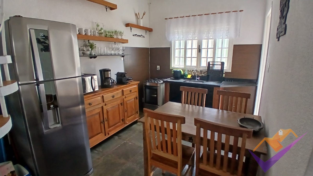 Casa em condomínio, no Capricórnio II, Caraguatatuba/SP.