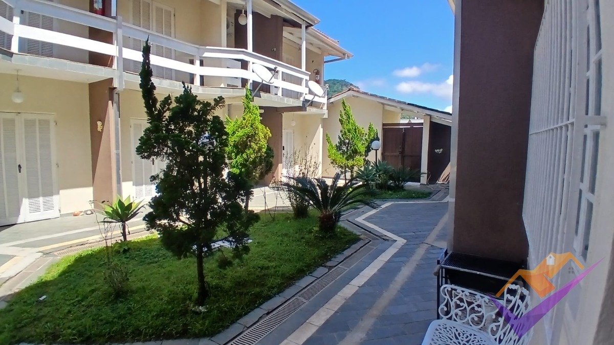 Casa em condomínio, no Capricórnio II, Caraguatatuba/SP.
