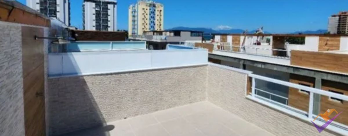 Triplex à Venda em Massaguaçu, Caraguatatuba