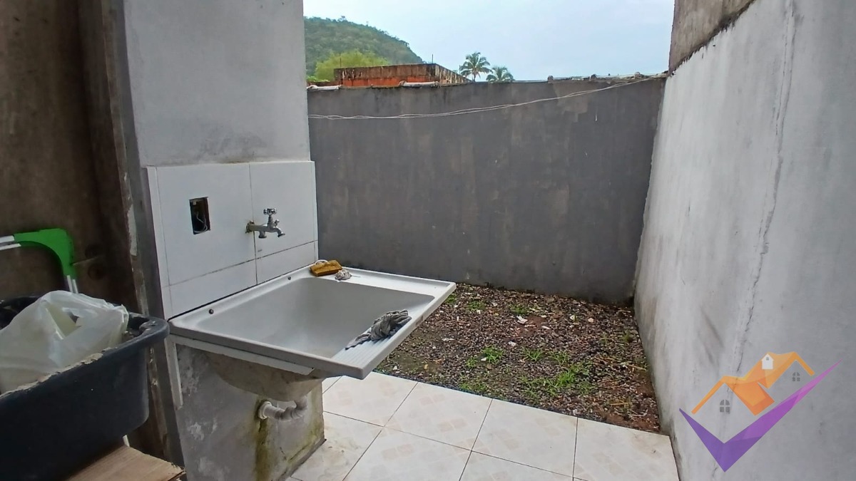 Sobrado à venda em condomínio, no portal patrimonium, massag