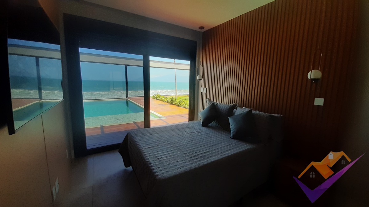 Excelente Casa à venda, Pé na Areia, Massaguaçu, Caraguatatuba/SP.