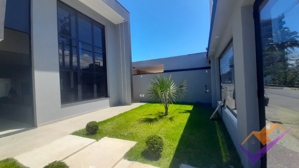 Excelente Casa à venda, Pé na Areia, Massaguaçu, Caraguatatuba/SP.
