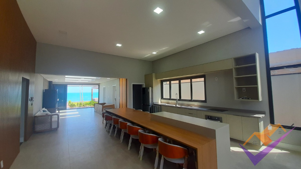 Excelente Casa à venda, Pé na Areia, Massaguaçu, Caraguatatuba/SP.