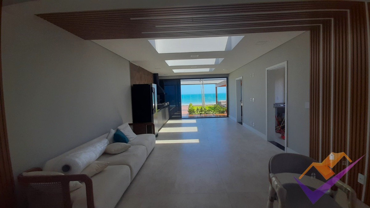 Excelente Casa à venda, Pé na Areia, Massaguaçu, Caraguatatuba/SP.