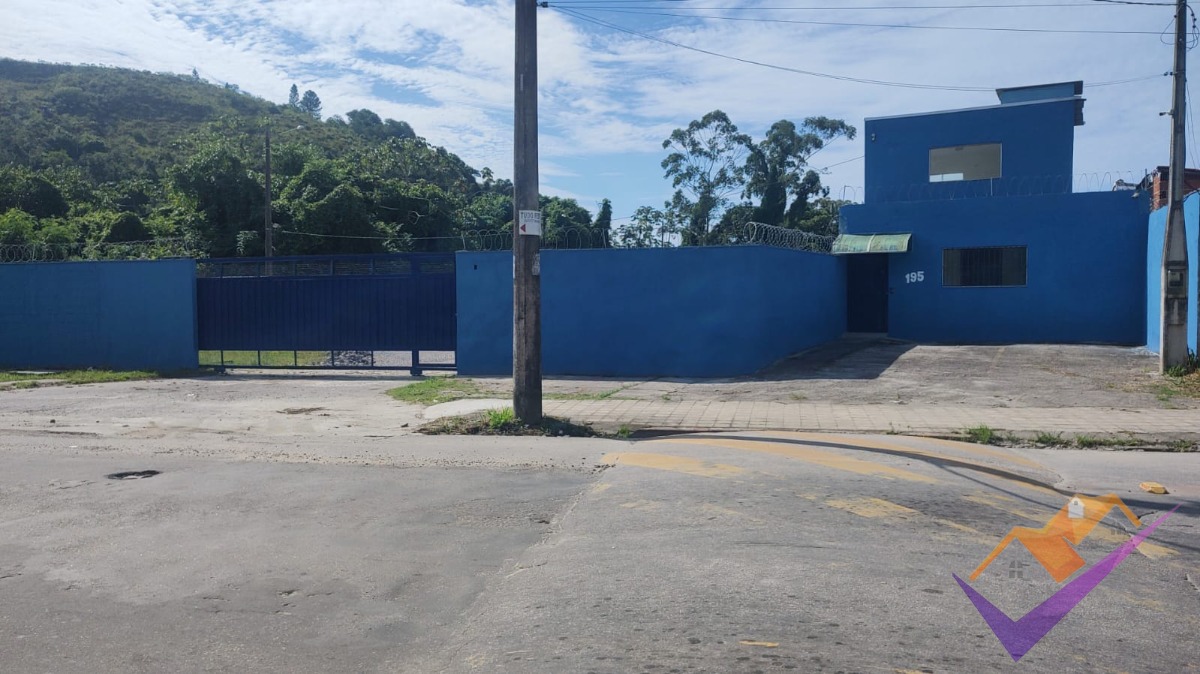 Área para venda, caputera, está à 360 m do acesso para o con